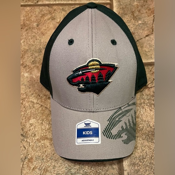 NWT NHL Minnesota Wild youth adjustable hat - Picture 1 of 5